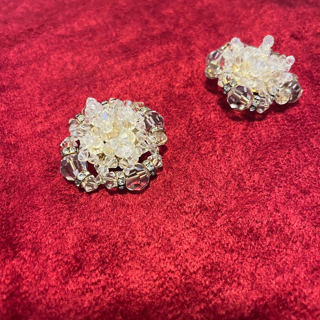 Swarovski Vintage Clip On High End Earrings Clear And Gold Unsure Of Designer 65$